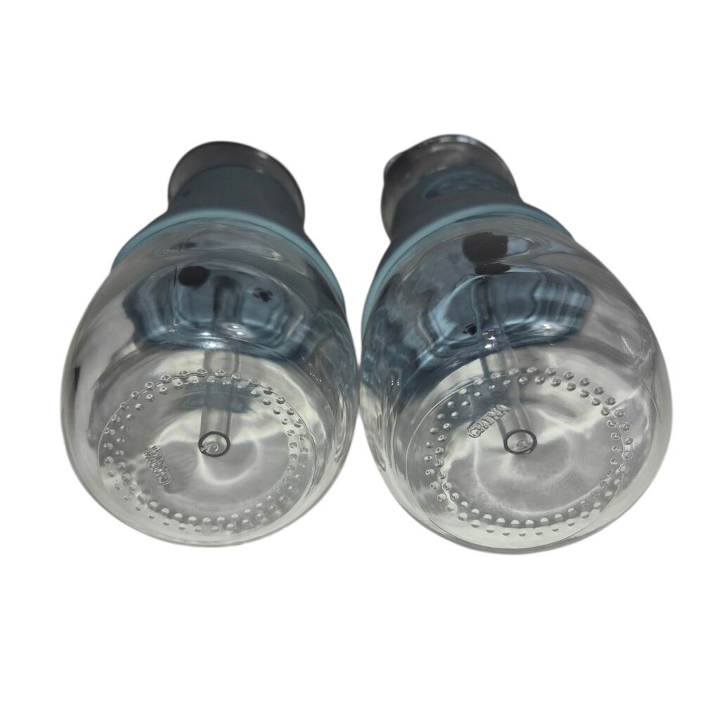 NWOT Pampered Chef Glass Oil & Vinegar Dispensers Set of 2 w/ Measurement Topper - Picture 5 of 5